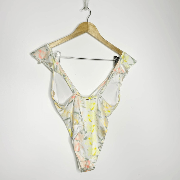 PINK Victoria's Secret Plunge V Neck Ruffle Cheeky One Piece White Womens Small - Picture 8 of 11